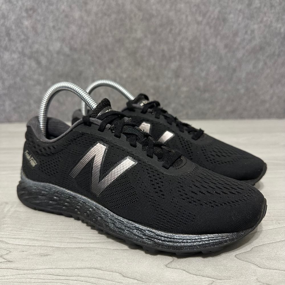 New Balance Fresh Foam Arishi Womens 7 Black Silver Running Shoes WARISBK1